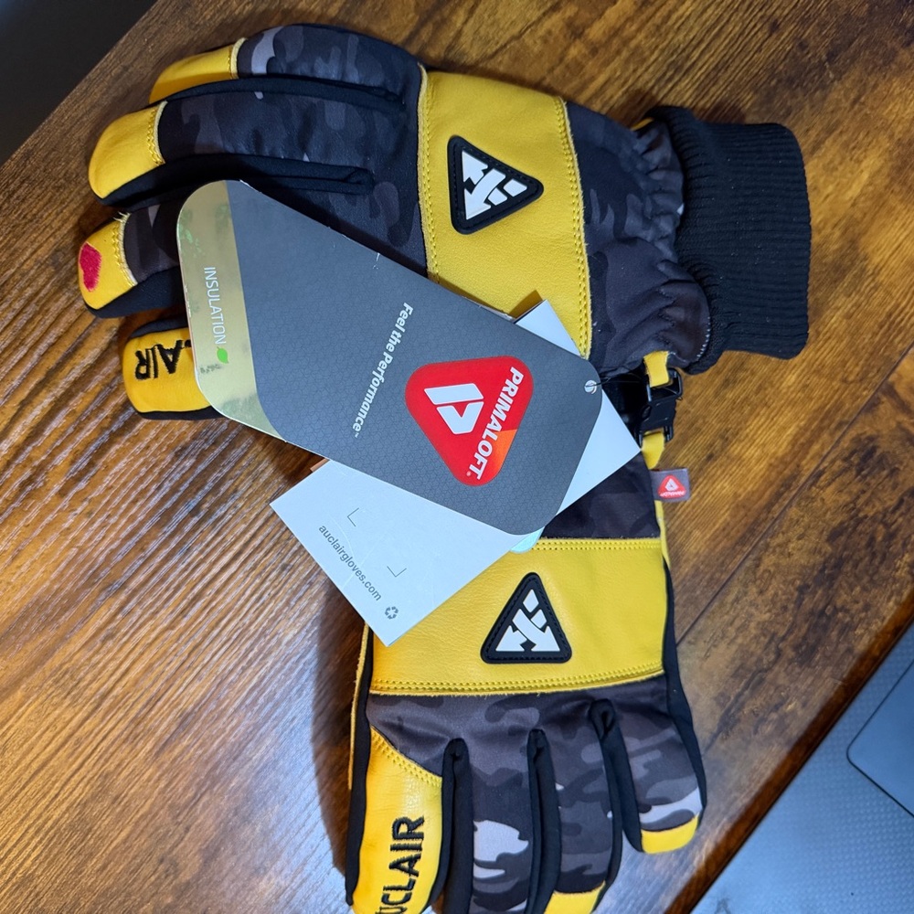Auclair Men’s Ski Gloves size L
